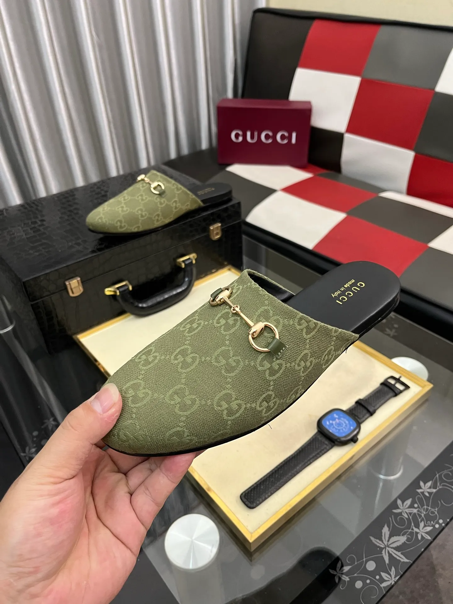 Men's shoes 💰480⌚️⌚️[Gucci] 2024 new season half-slip men's shoes, made of Italian imported first-layer frosted cowhide➕sheepskin lining, original hardware buckle, original combination wear-resistant outsole, real shot 🎬 Very comfortable on the feet, size 36-44